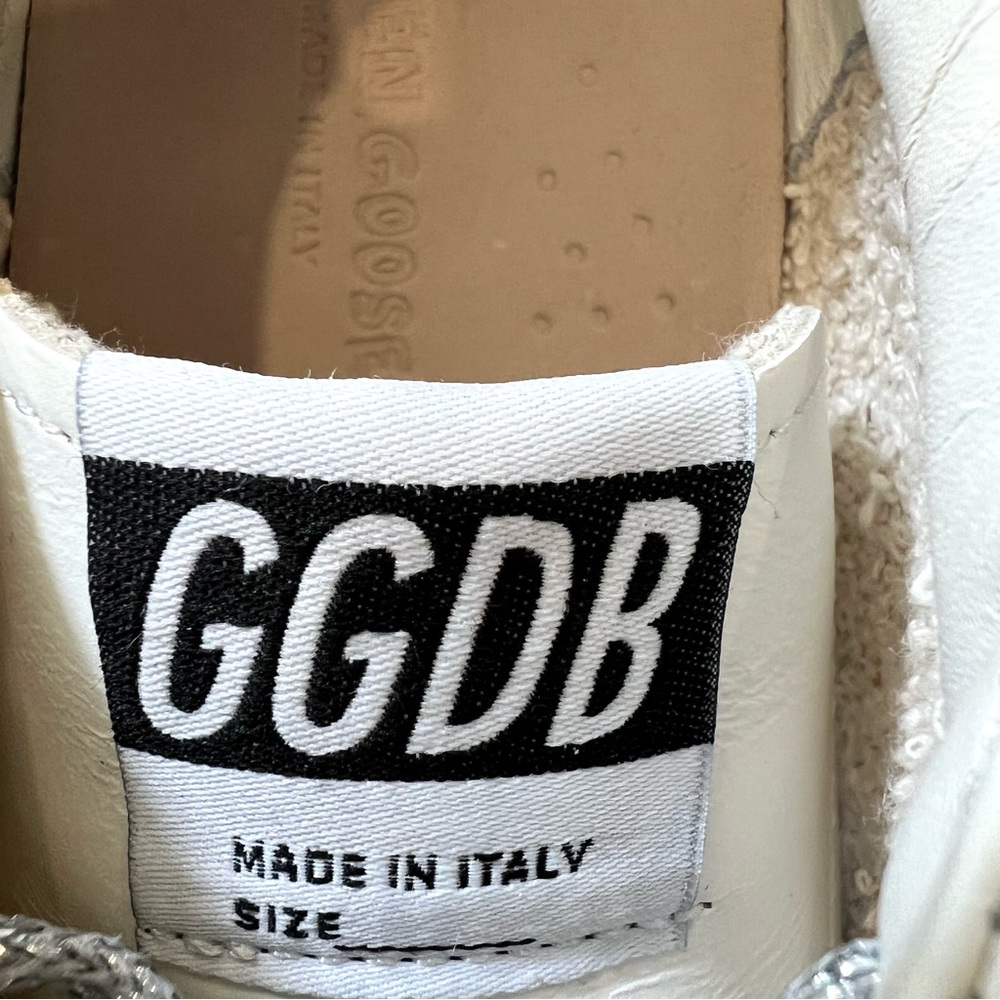 🆕Golden Goose Deluxe Brand Superstar Sneaker - Picture 11 of 12